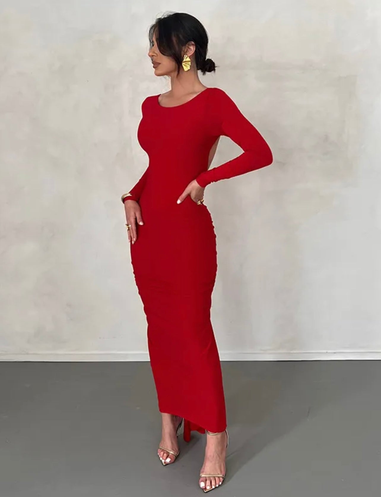 red long sleeve backless dress Chic Round Neck Long Sleevess Backless Prom Party Gowns